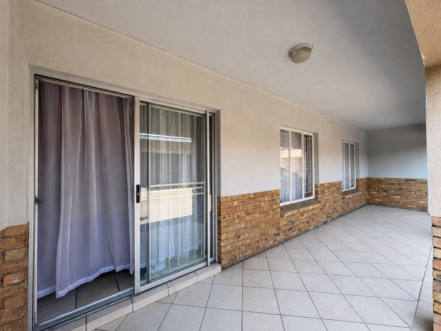 2 Bedroom Property for Sale in Rustenburg Central North West